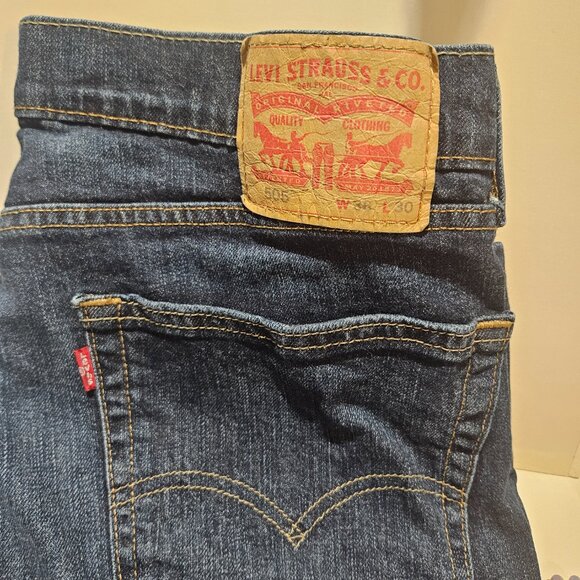 Levis 505 Jeans Mens 36x30 Blue Denim Straight Leg Medium Wash Pants Classic Cut - Picture 7 of 8